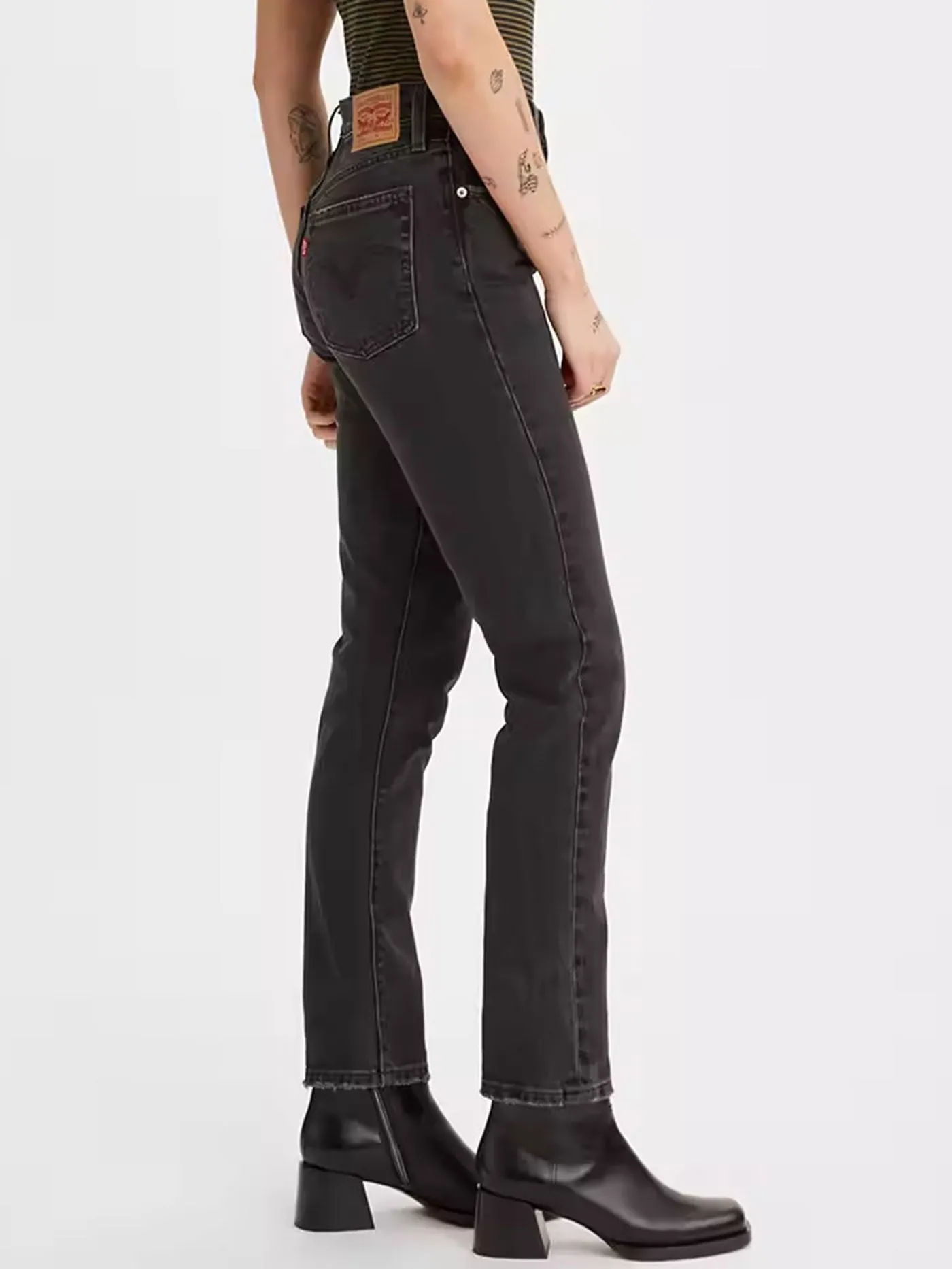501 Black Worn In Skinny Jeans