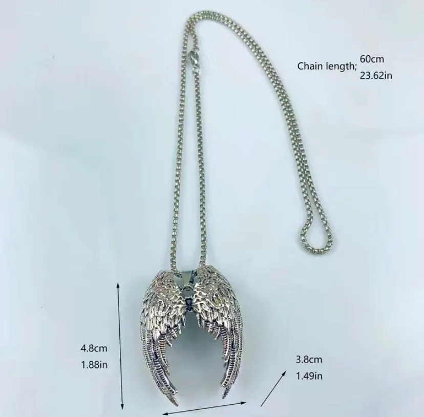 Angel wings necklace