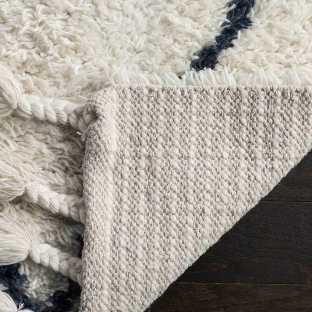 Casablanca Diamond Ivory/Gray Area Rug