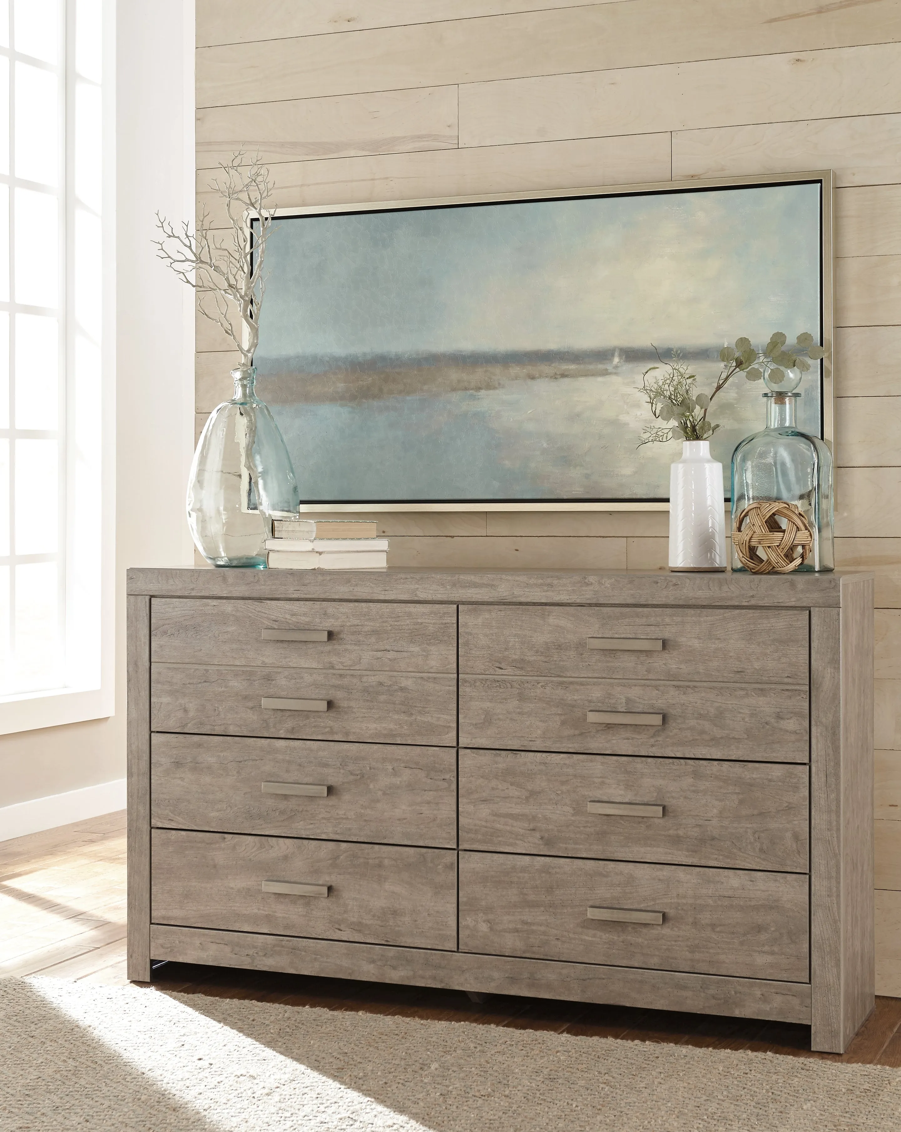 Culverbach Queen Panel Bed with Dresser in Gray