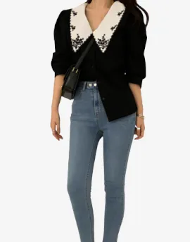 Elegant Floral Embroidery Puff Sleeve Blouse -  Dark Academia Korean Fashion Vintage Style Chic Office Wear Classic Aesthetic