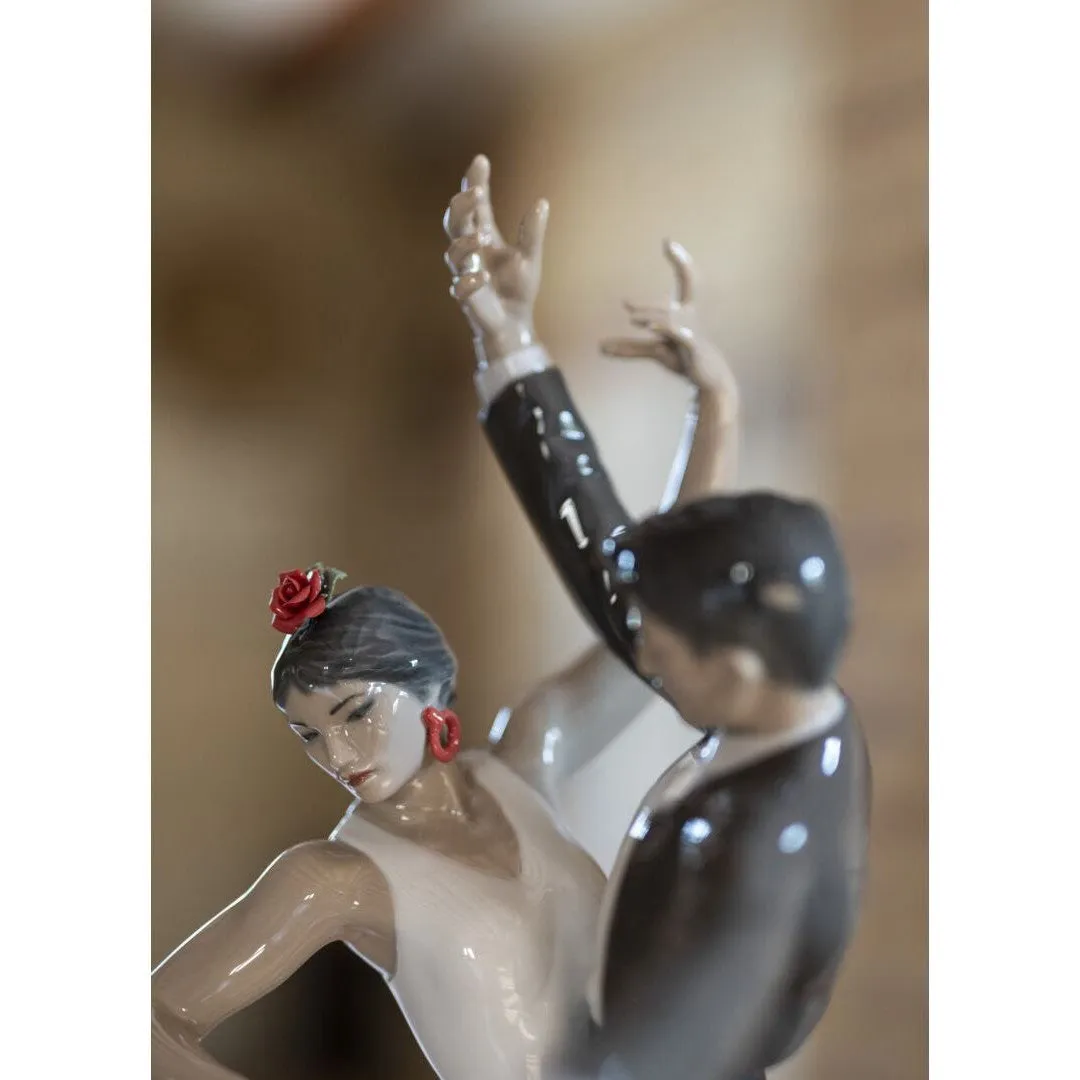 Lladro Flamenco Dancers Couple Figurine