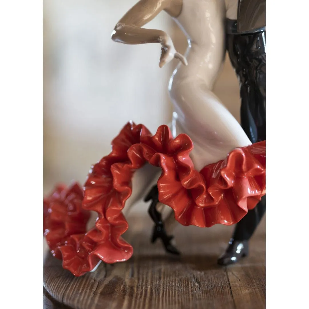Lladro Flamenco Dancers Couple Figurine