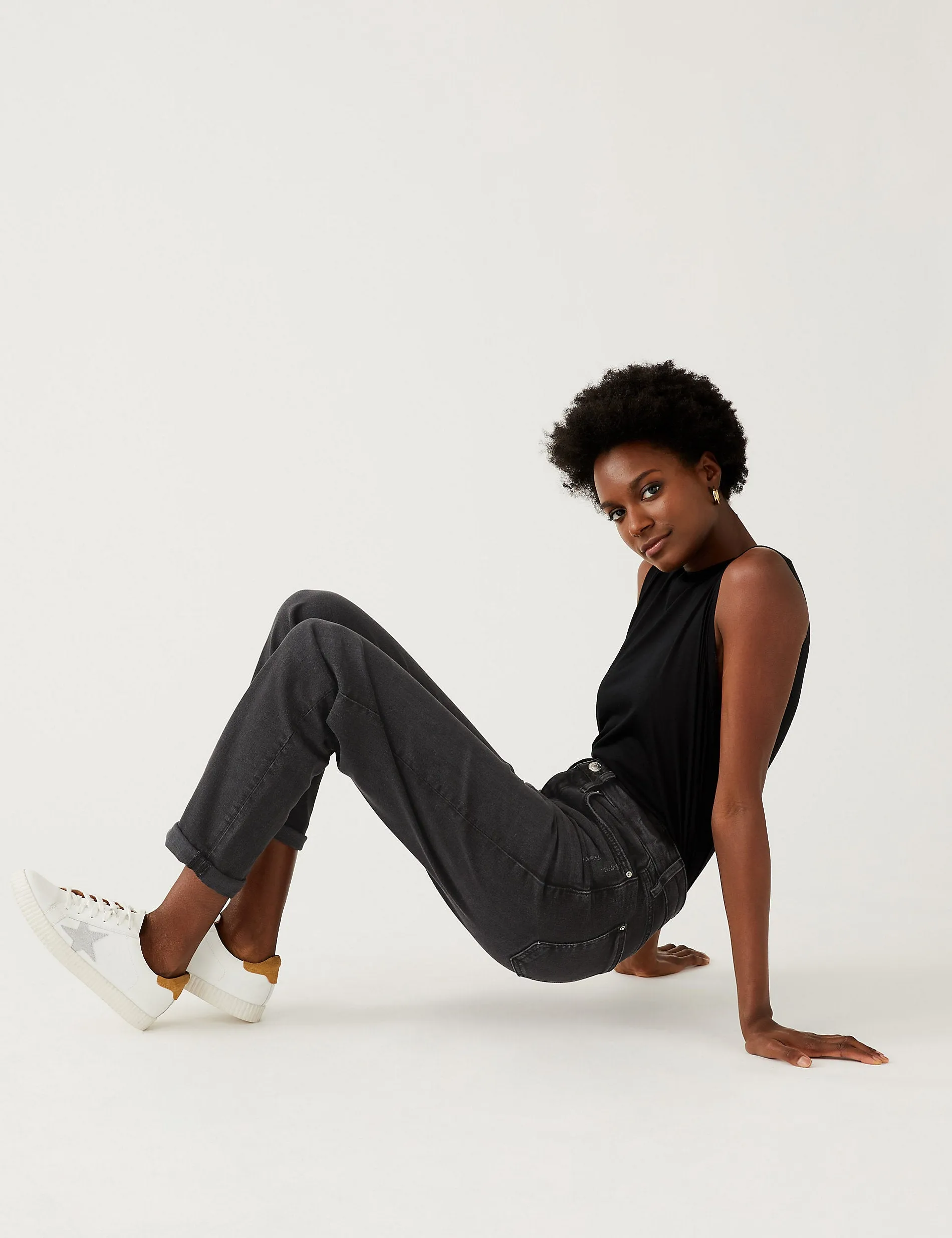Marks & Spencer Grazer Ankle-Length Boyfriend Jeans, Black